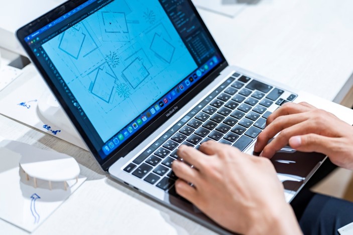 近畿大学 通信教育部 建築学部オンライン学士プログラム の特長 1